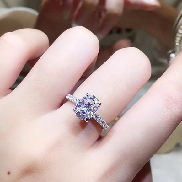 Sterling silver engagement ring - Picture 4 of 6